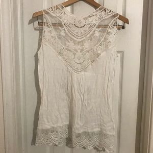 MERRY FUN IVORY WHITE LACE TOP SZ LARGE